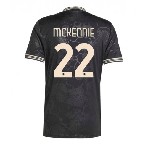 Pánský Fotbalový dres Juventus Weston McKennie #22 2025-26 Třetí Krátký Rukáv